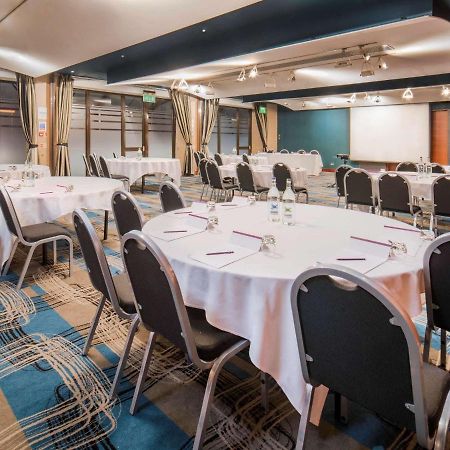Mercure London Heathrow Airport Hillingdon Buitenkant foto