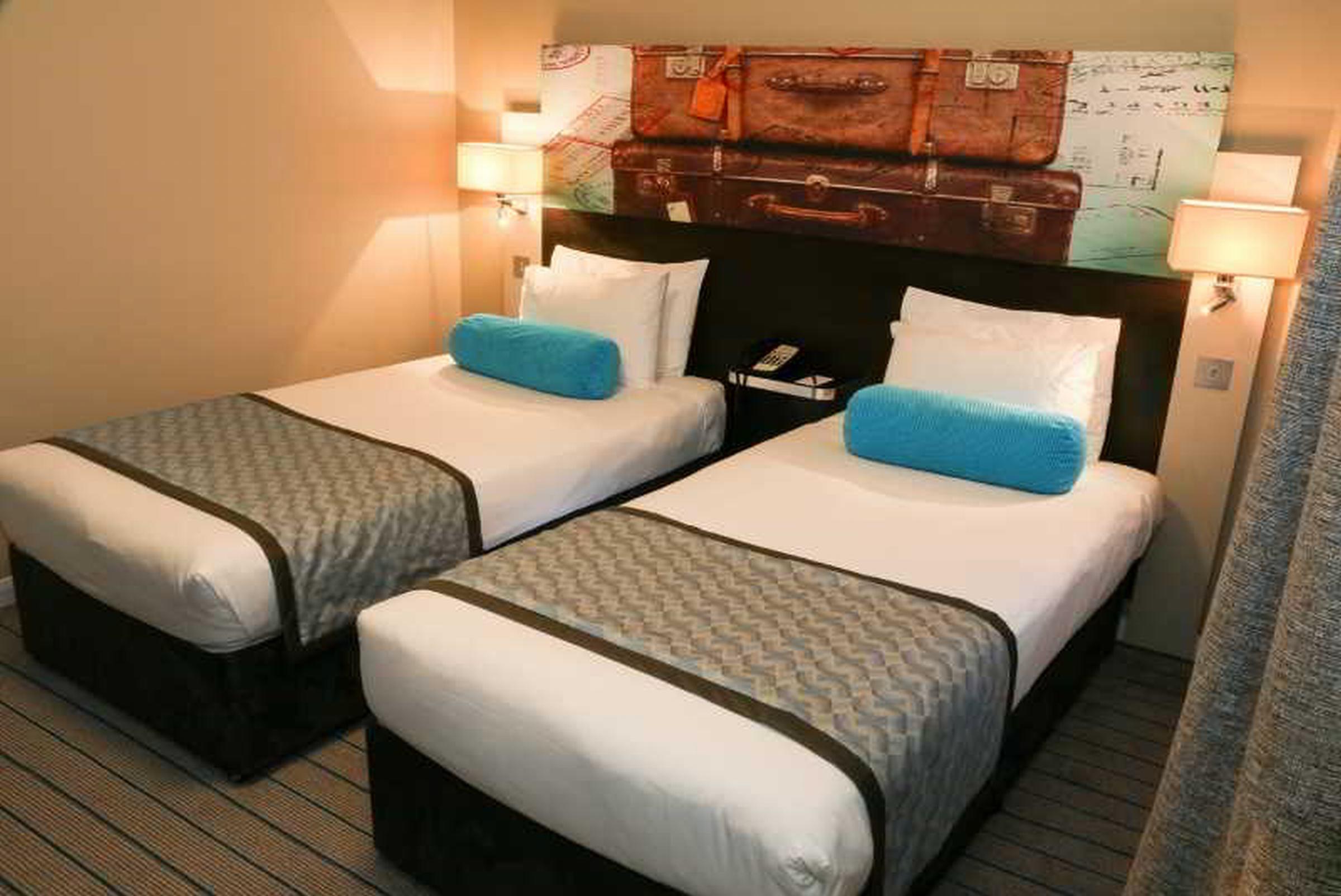 Mercure London Heathrow Airport Hillingdon Buitenkant foto