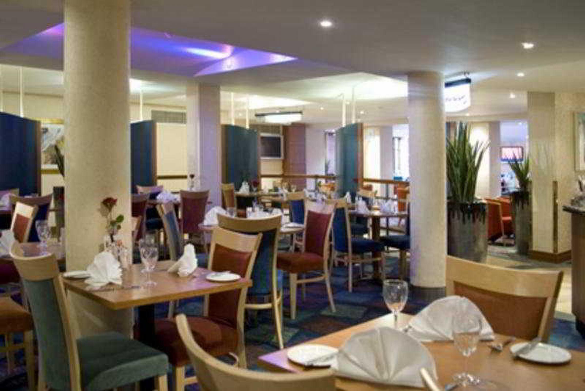 Mercure London Heathrow Airport Hillingdon Buitenkant foto