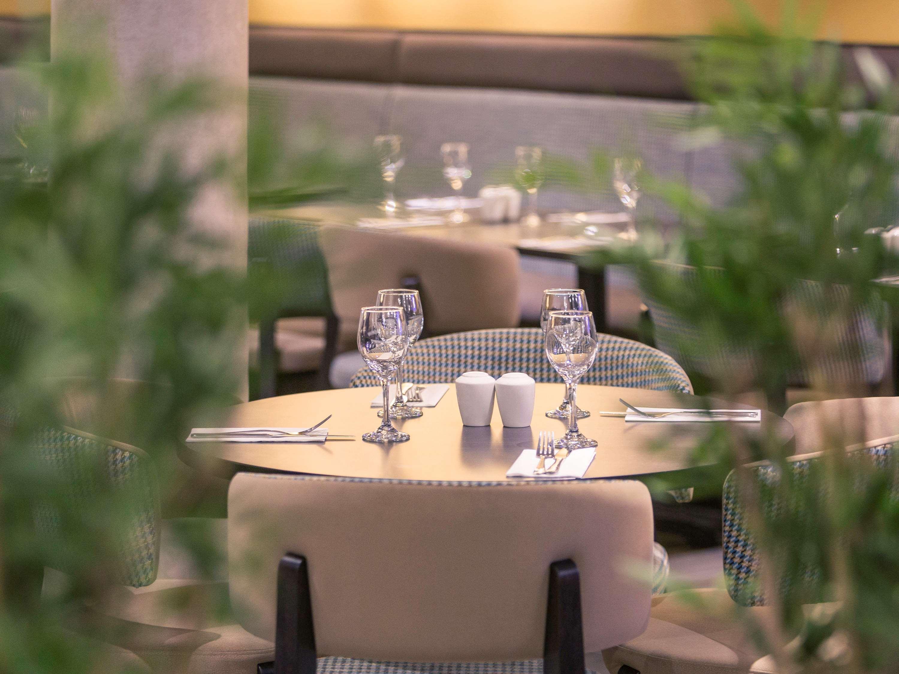 Mercure London Heathrow Airport Hillingdon Buitenkant foto