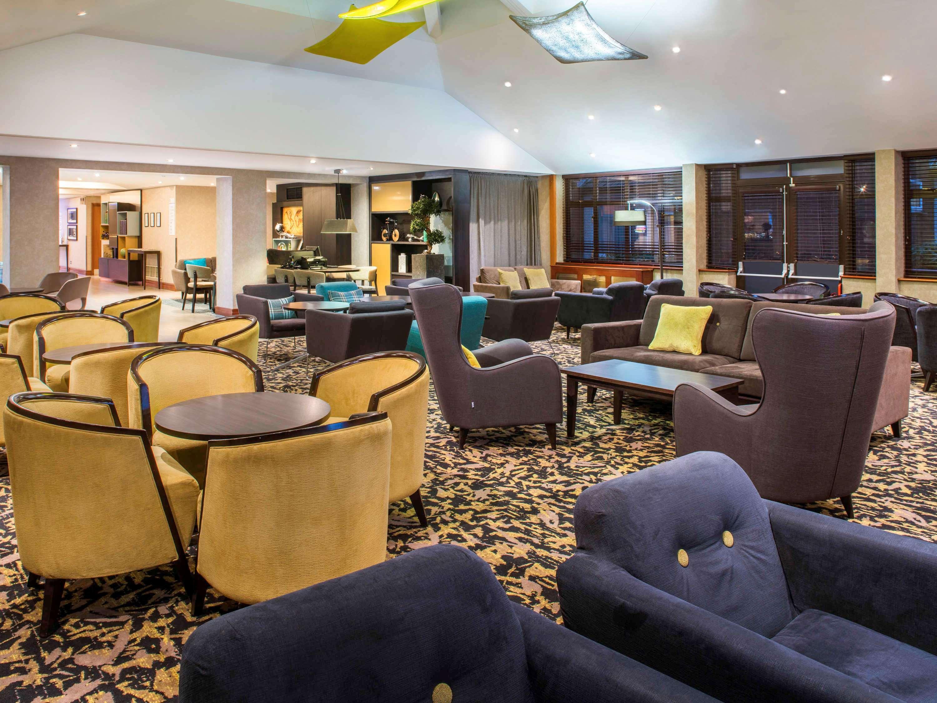 Mercure London Heathrow Airport Hillingdon Buitenkant foto
