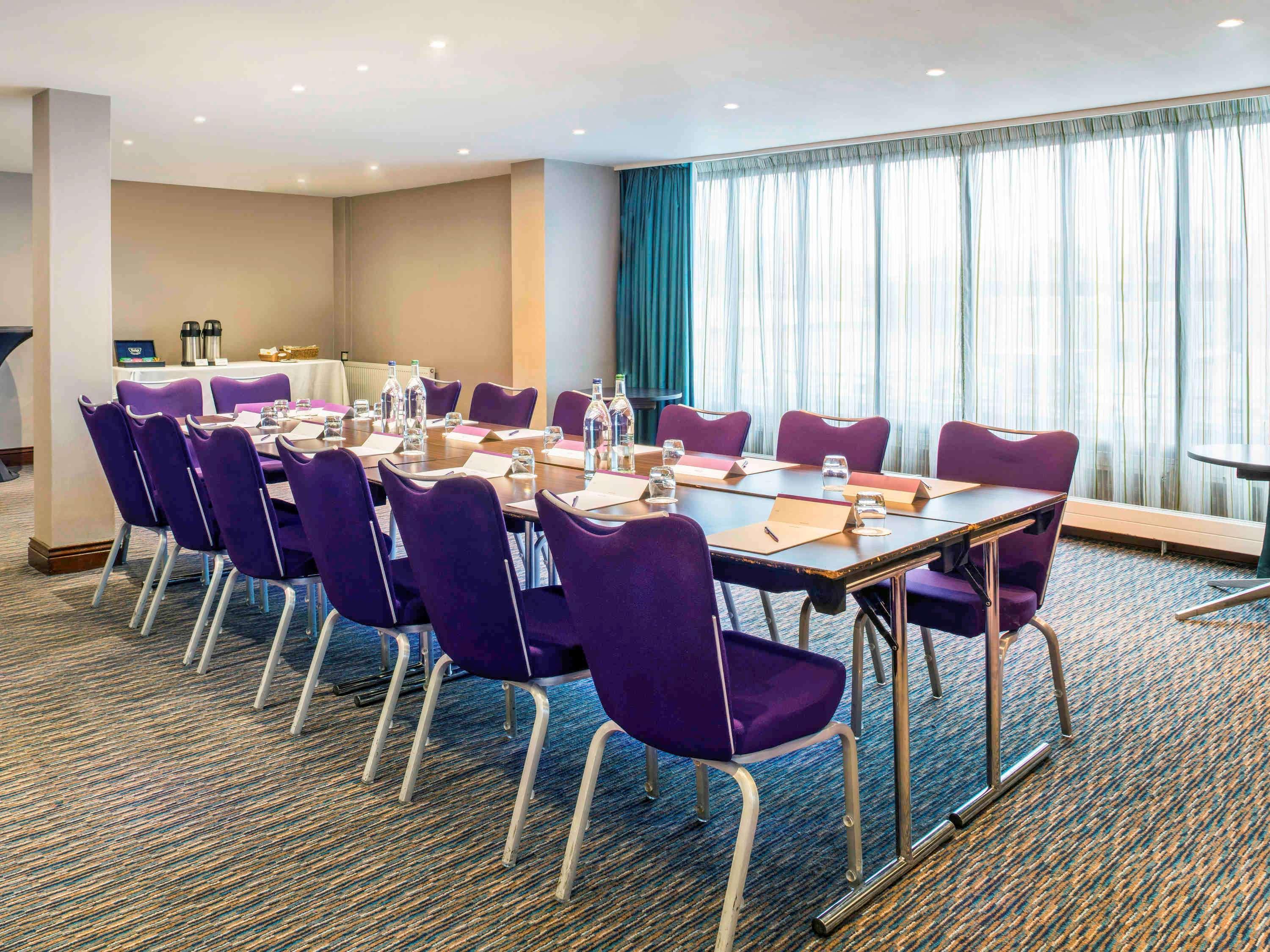 Mercure London Heathrow Airport Hillingdon Buitenkant foto