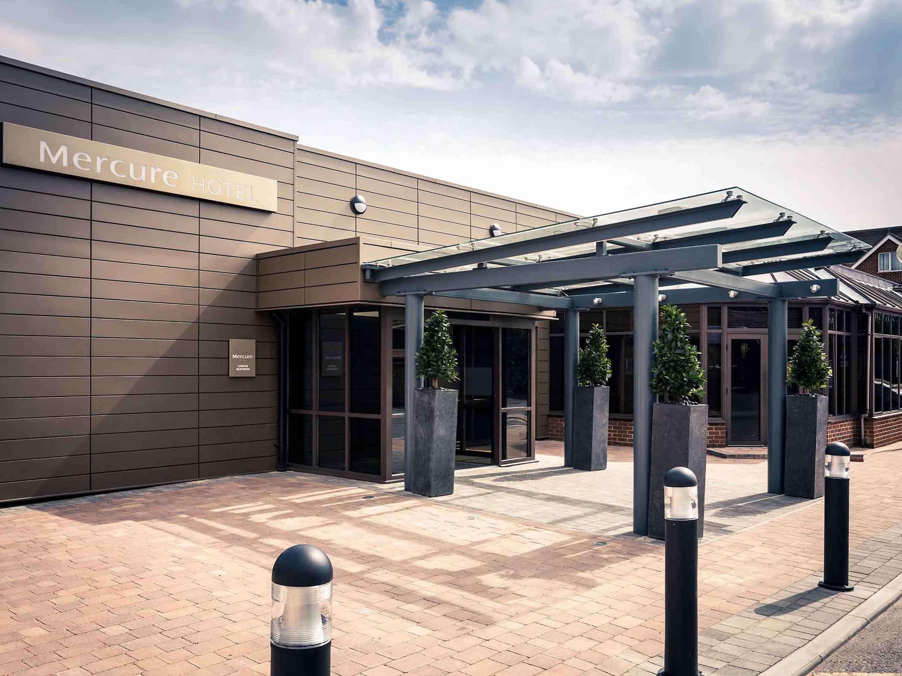 Mercure London Heathrow Airport Hillingdon Buitenkant foto