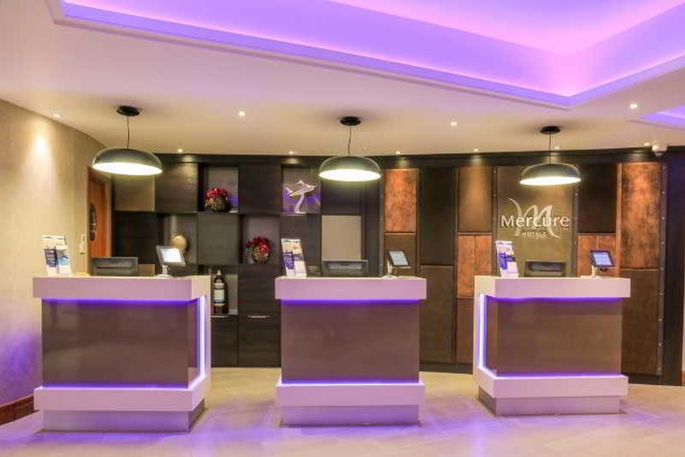 Mercure London Heathrow Airport Hillingdon Buitenkant foto