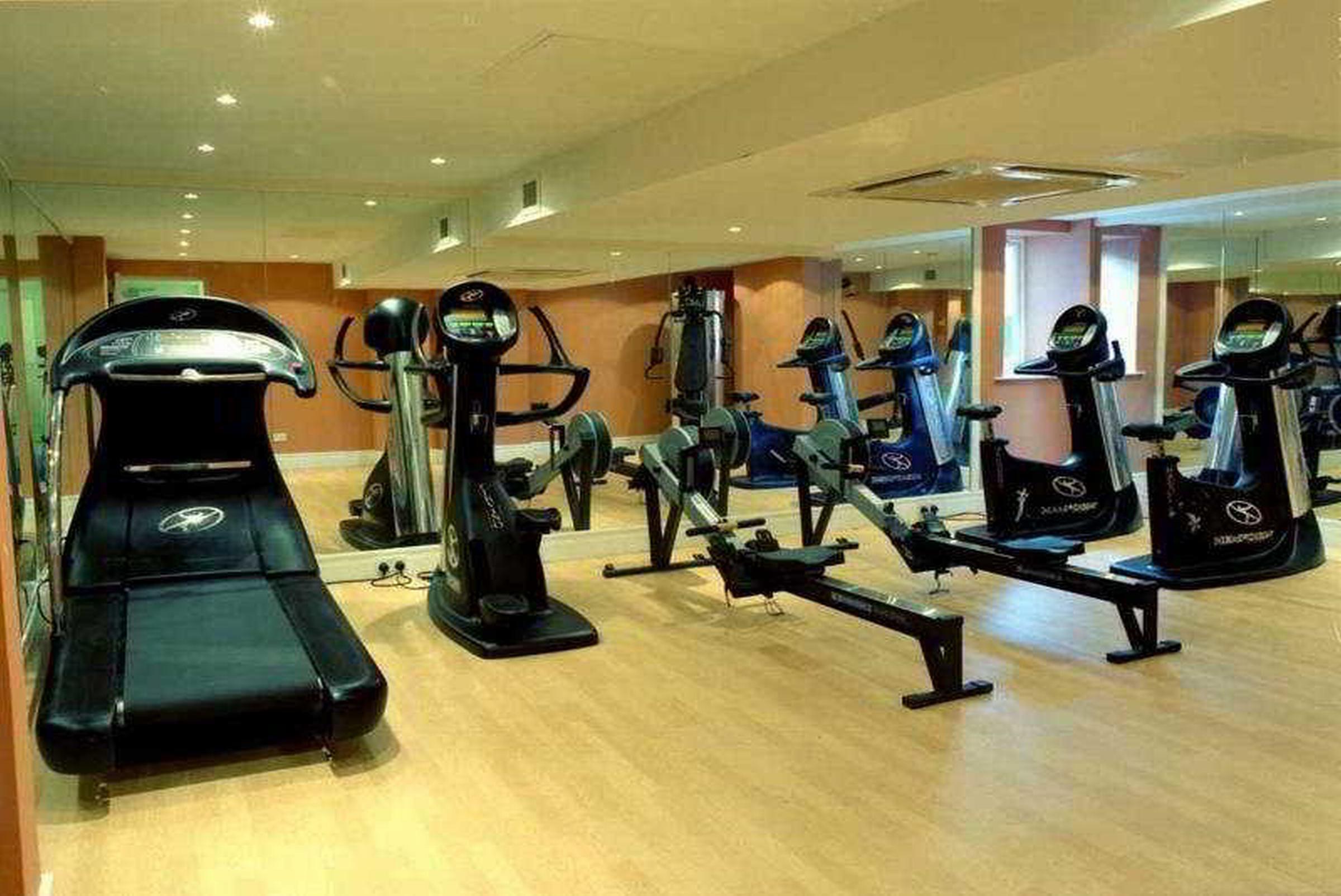 Mercure London Heathrow Airport Hillingdon Buitenkant foto