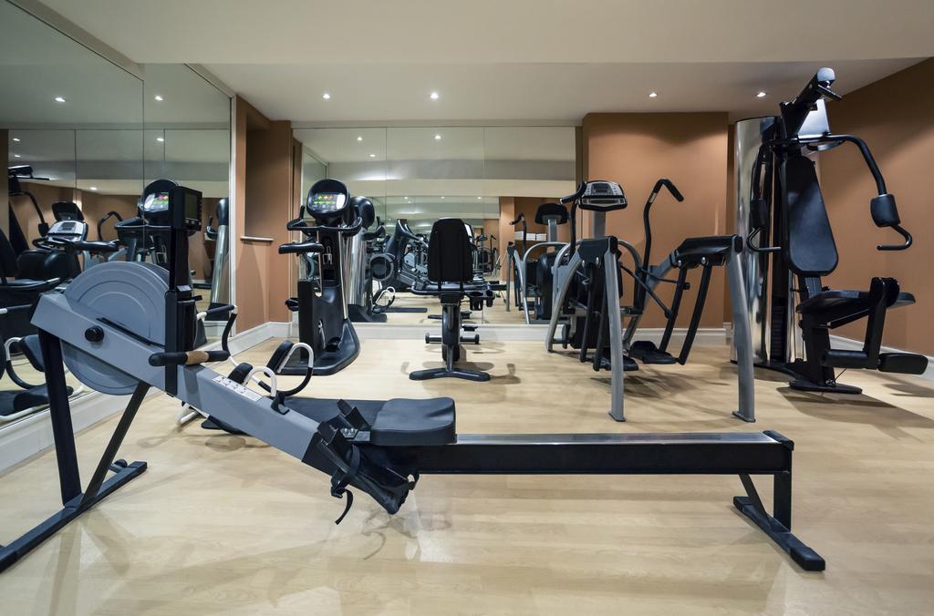 Mercure London Heathrow Airport Hillingdon Buitenkant foto
